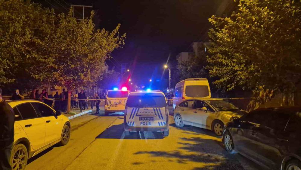 Adıyaman&rsquo;da iki grup arasında silahlı &ccedil;atışma: 1 yaralı
