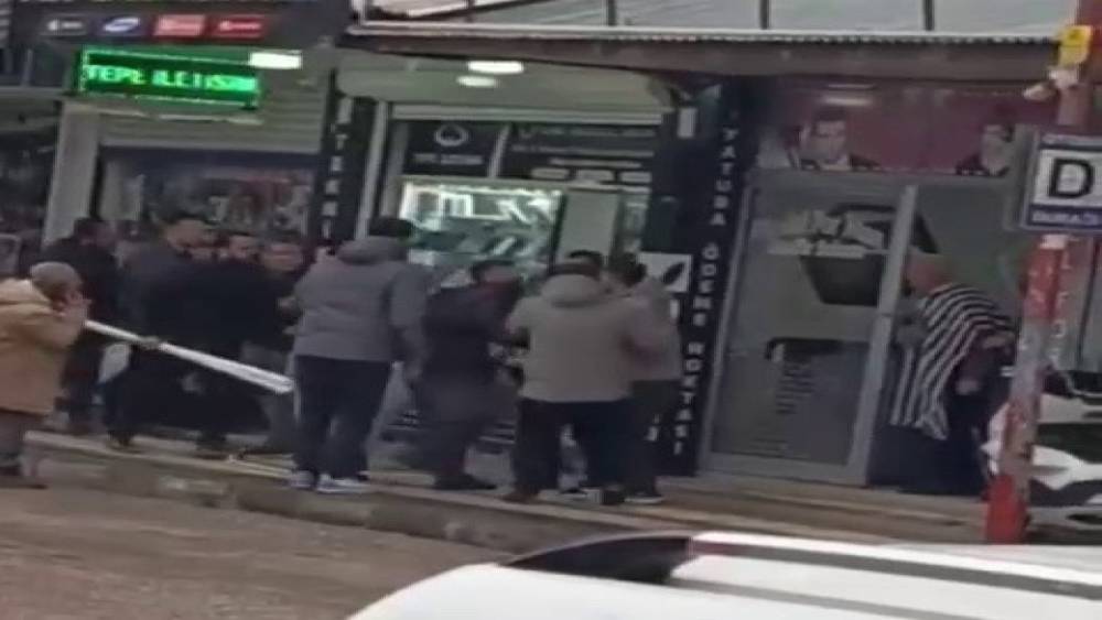 Adıyaman&rsquo;da silahlı ve bı&ccedil;aklı kavga: 5 yaralı
