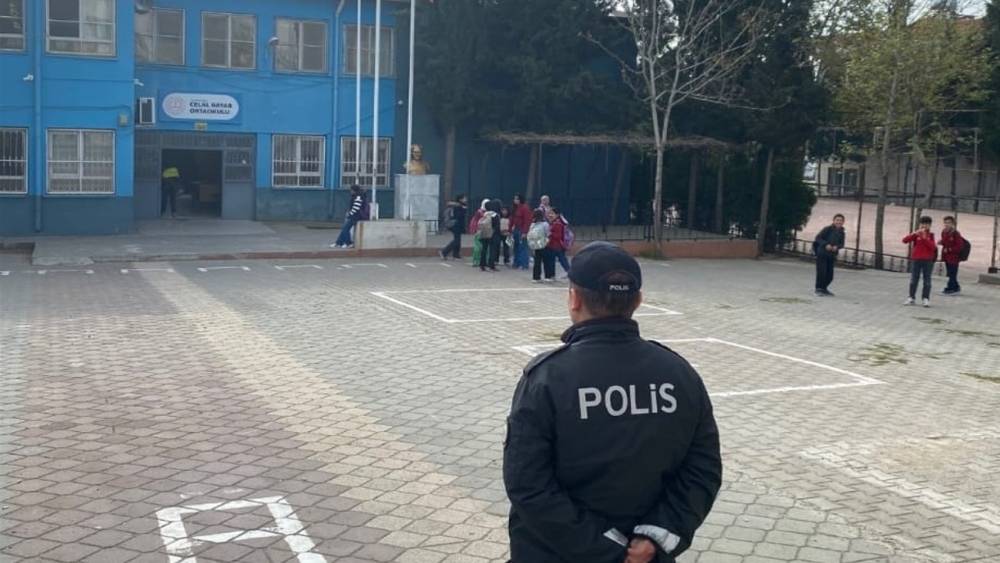 Kahta&rsquo;daki okul &ccedil;evrelerinde sıkı denetim
