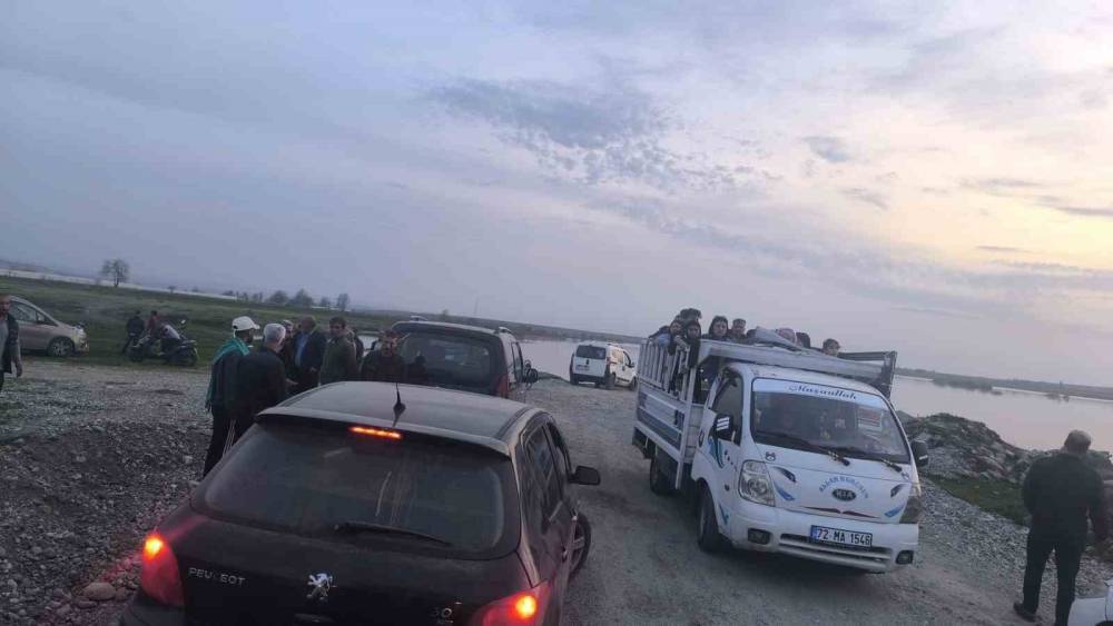 Batman &Ccedil;ayı&rsquo;na giren 2 &ccedil;ocuktan biri boğuldu
