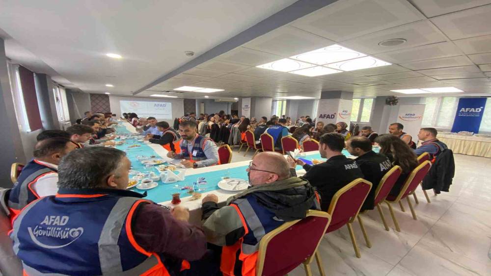 Bartın&rsquo;da 74 AFAD g&ouml;n&uuml;ll&uuml;s&uuml;ne sertifikaları verildi
