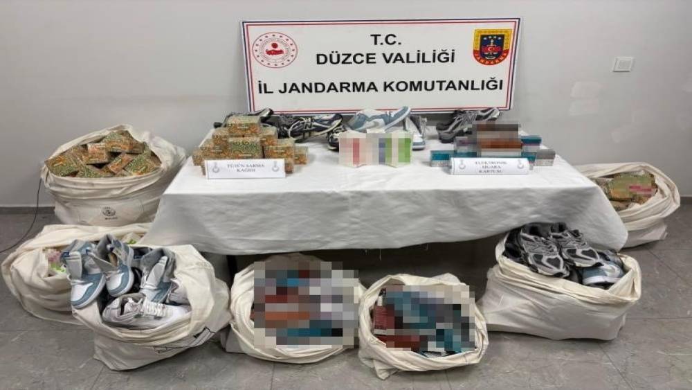 Kargo g&ouml;nderiminden ka&ccedil;ak &uuml;r&uuml;n &ccedil;ıktı
