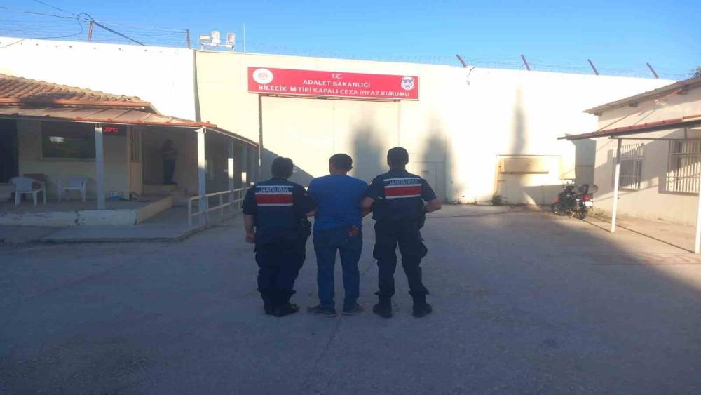 Bilecik&rsquo;te 1 yıl, 8 ay kesinleşmiş hapis cezası bulunan şahıs yakalandı
