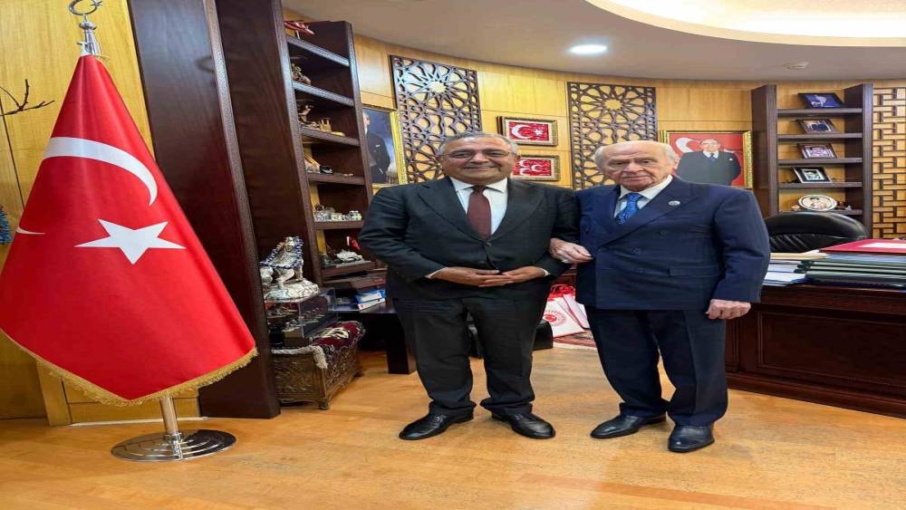 MHP Lideri Bah&ccedil;eli, Diyarbakır Milletvekili Tanrıkulu ile bir araya geldi
