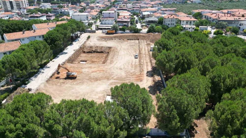 Milas Veteriner Fak&uuml;ltesi Hayvan hastanesinin yapımına başlandı
