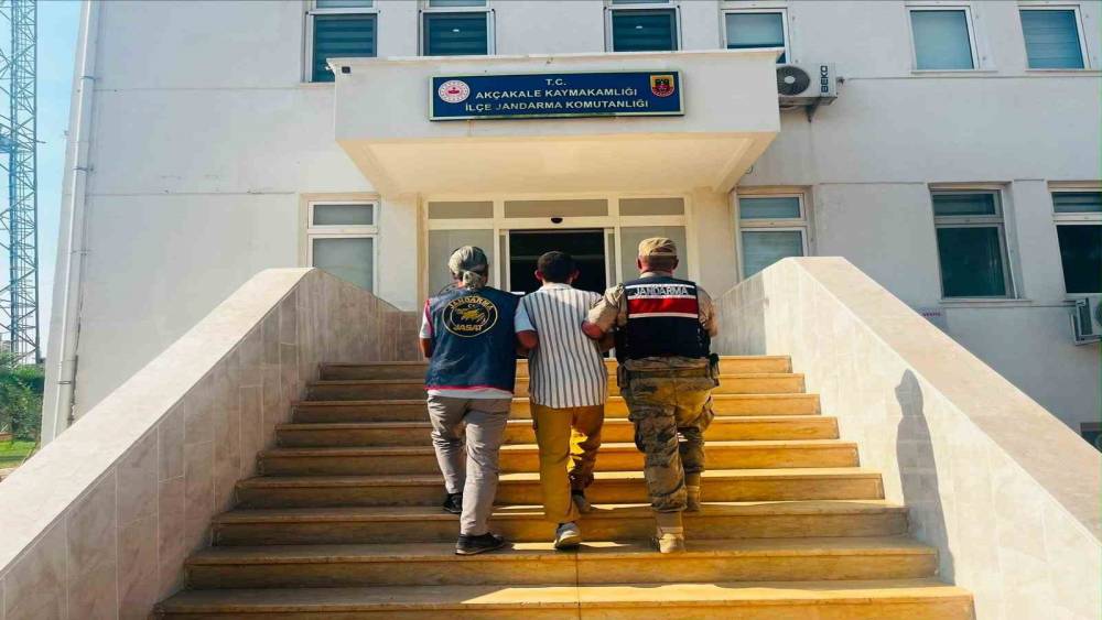 Şanlıurfa&rsquo;da 6 yıl hapis cezasıyla aranan h&uuml;k&uuml;ml&uuml; yakalandı

