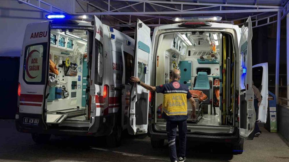 Şanlıurfa&rsquo;da yol verme tartışması sonrası silahlı saldırı: 2 yaralı
