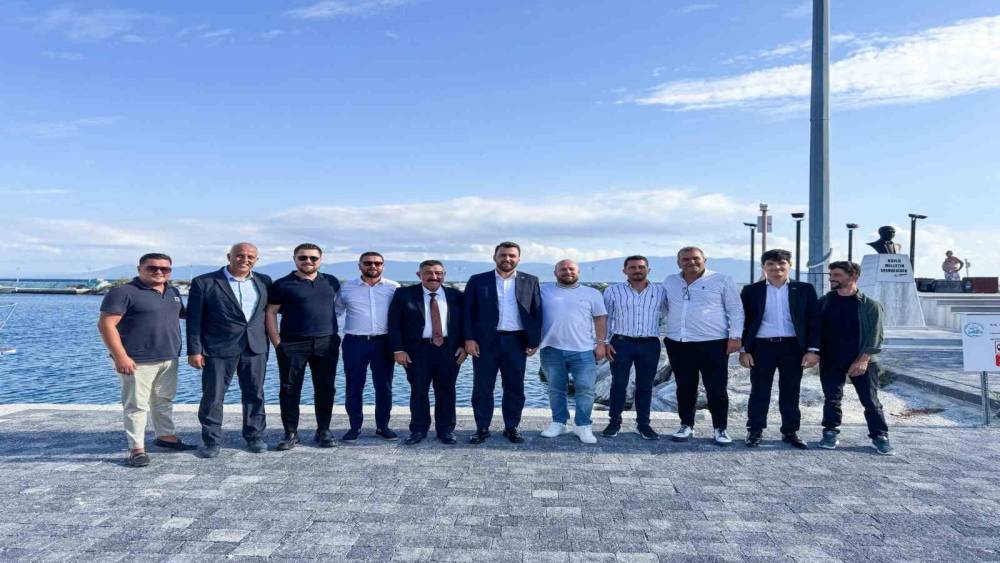 &Ouml;ztaylan, Marmara Adaları&rsquo;nda esnaf ve vatandaşlarla buluştu
