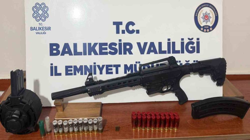 Biga&rsquo;daki silahlı olayın ş&uuml;phelisi Bandırma yolunda yakalandı
