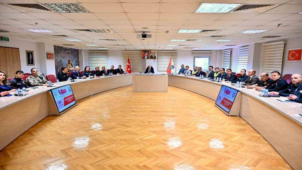 Eskişehir&rsquo;de emniyetin asayiş ve g&uuml;venlik toplantısı
