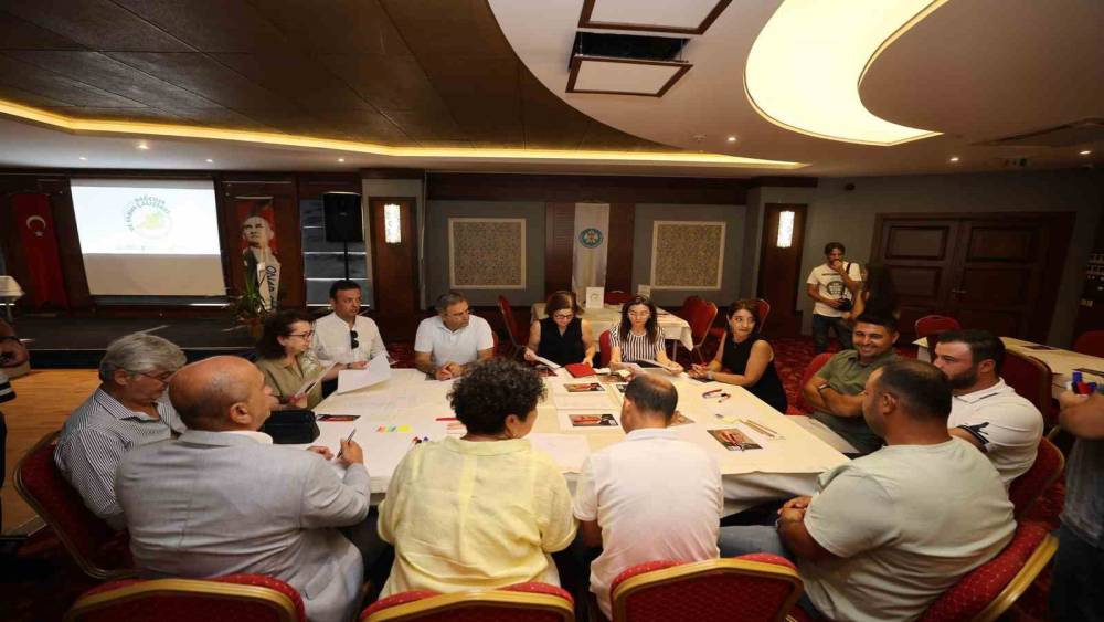 Manisa Bağcılık ve Tarım &Ccedil;alıştayı&rsquo;nın sonu&ccedil; beyannamesi a&ccedil;ıklandı
