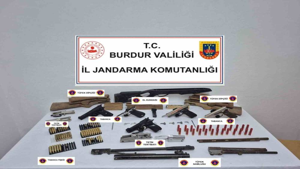 Burdur’da silah ve tarihi eser kaçakçılığı operasyonu
