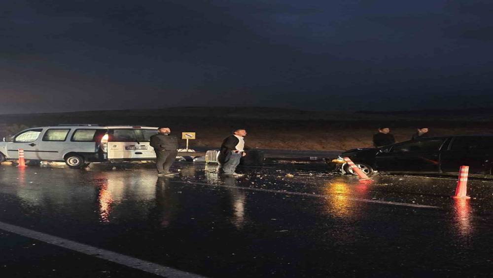 Siirt’te maddi hasarlı trafik kazası
