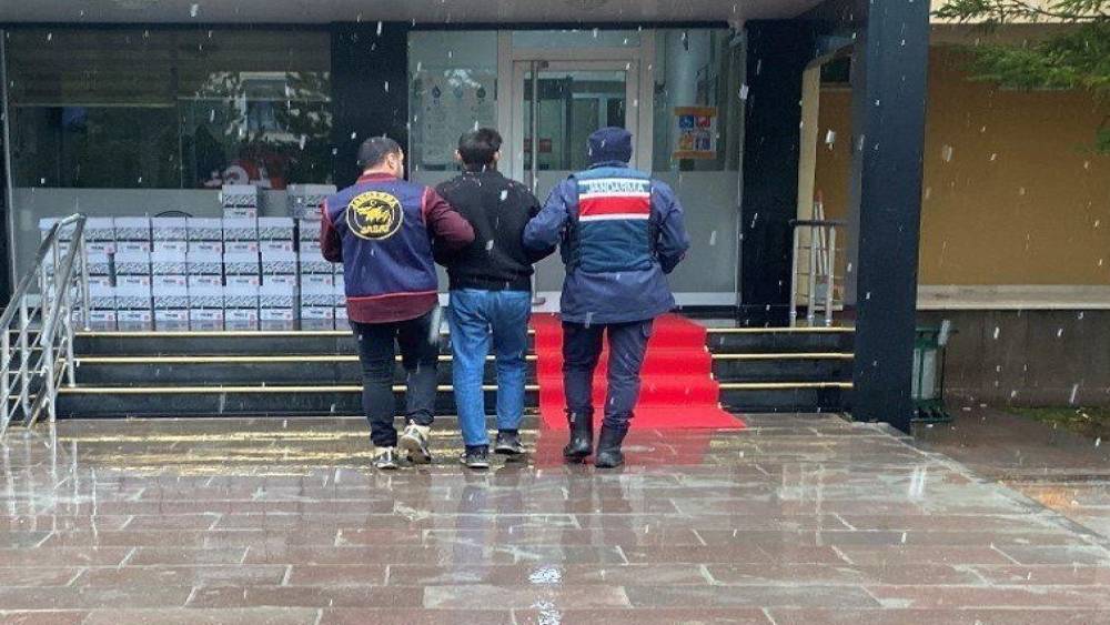 Hakkında 20 yıl kesinleşmiş hapis cezası bulunan firari h&uuml;k&uuml;ml&uuml; Bayburt&rsquo;ta yakalandı
