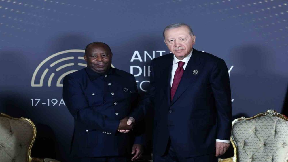 Cumhurbaşkanı Erdoğan, Burundi Cumhurbaşkanı Ndayishimiye ile g&ouml;r&uuml;şt&uuml;
