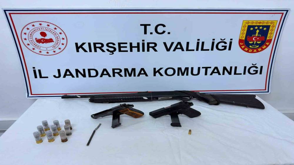 Kırşehir&rsquo;de ruhsatsız silah operasyonu
