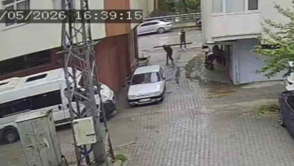 Kuzenini sokak ortasında vurmuştu: O anlar g&uuml;venlik kamerasında
