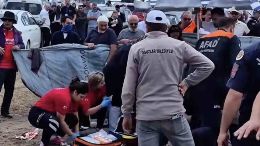 &Ccedil;orum&rsquo;da yama&ccedil; paraş&uuml;t&uuml; faciası: 30 metreden d&uuml;şen pilot hayatını kaybetti
