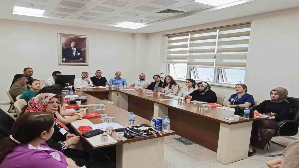 Bayburt&rsquo;ta primer sezaryen oranlarının azaltılması i&ccedil;in değerlendirme toplantısı yapıldı
