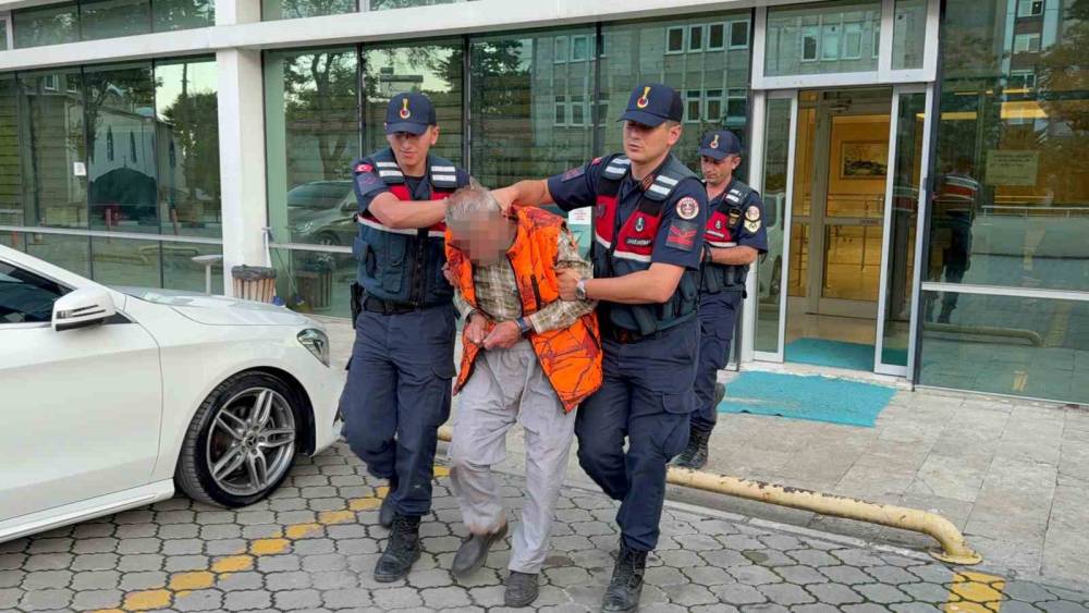 &Ccedil;ocuğu taciz ettiği iddiasıyla meydan dayağı yiyen şahıs tutuklandı

