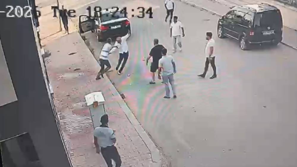 Milletvekili Meri&ccedil;&rsquo;in bı&ccedil;aklanma anı kamerada
