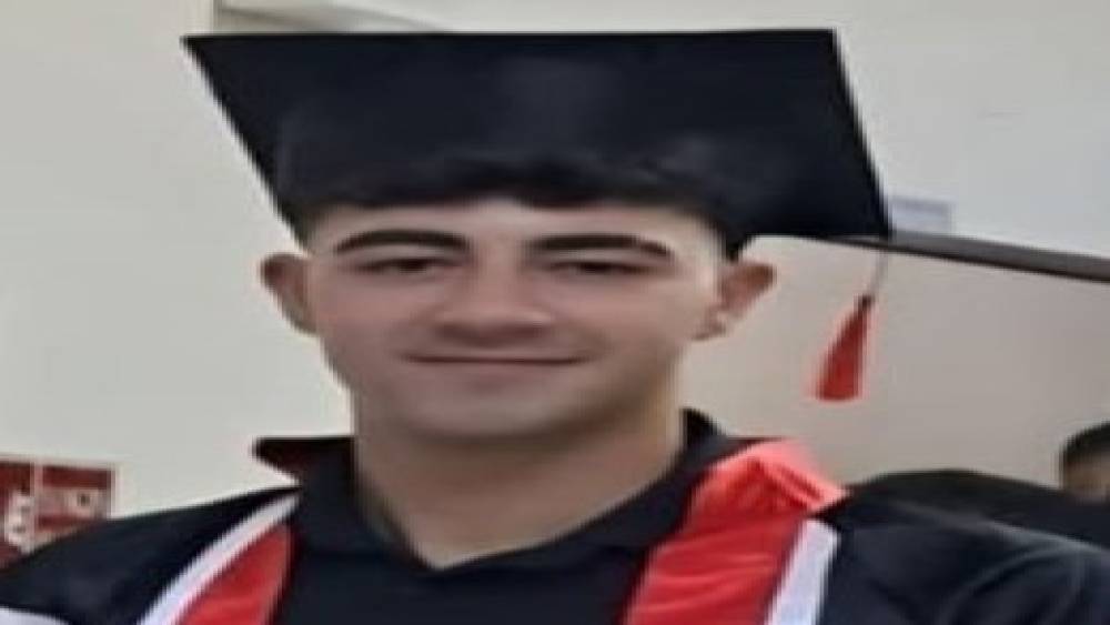&Ccedil;ineli gen&ccedil; kazada hayatını kaybetti
