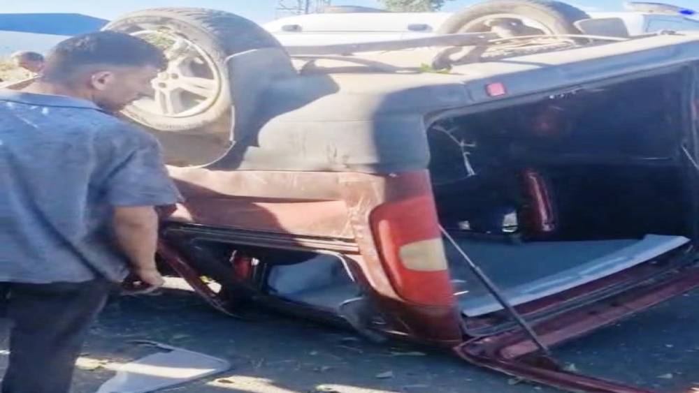 Erzurum&rsquo;da takla atan ara&ccedil;ta s&uuml;r&uuml;c&uuml; yaralandı

