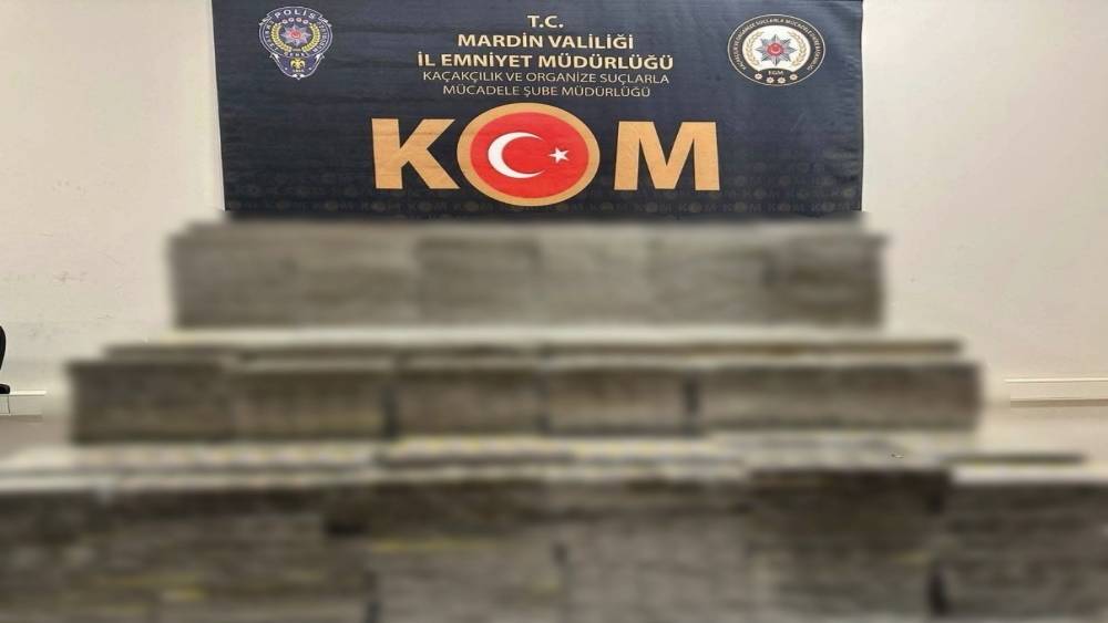 Mardin&rsquo;de 14 bin paket ka&ccedil;ak sigara ele ge&ccedil;irildi
