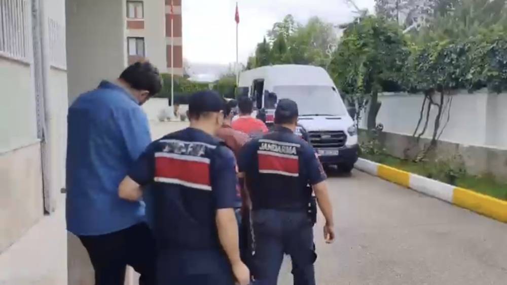 150 milyon liralık para trafiğine 7 ilde operasyon
