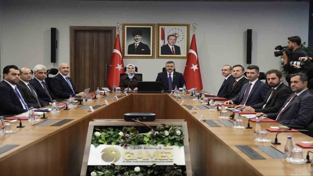 Bakan G&ouml;ktaş ve Bakan &Ccedil;ift&ccedil;i 81 ilin valileriyle toplantı ger&ccedil;ekleştirdi
