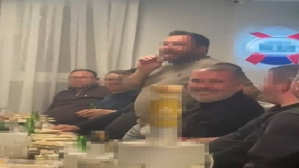 Burdur&rsquo;da alkol masasında okunan selaya soruşturma
