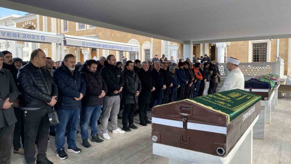 &Ccedil;orum&rsquo;daki cinayette yeni detaylar &ccedil;ıktı: Eşini &ouml;ld&uuml;r&uuml;p intihar etmiş
