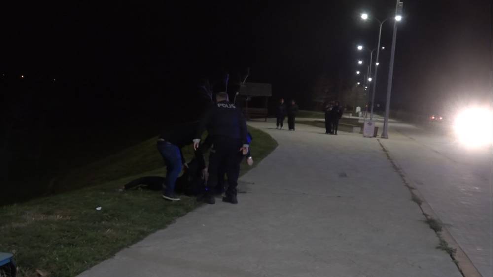 Bafra&rsquo;da alkoll&uuml; kadın ekipleri alarma ge&ccedil;irdi
