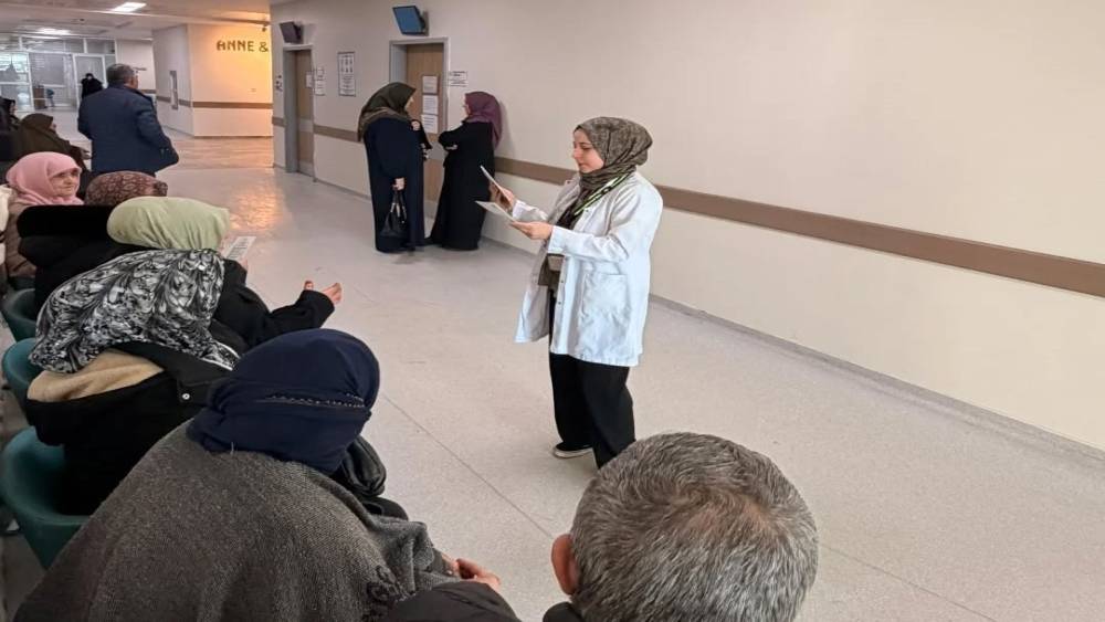 Bayburt&rsquo;ta vatandaşlar b&ouml;brek sağlığı ve yaşlı bakımı konularında bilgilendirildi
