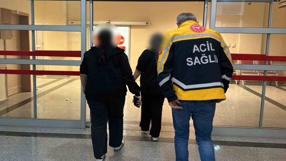 Adıyaman&rsquo;da 6 kişi gıda zehirlenmesi ş&uuml;phesiyle hastaneye kaldırıldı
