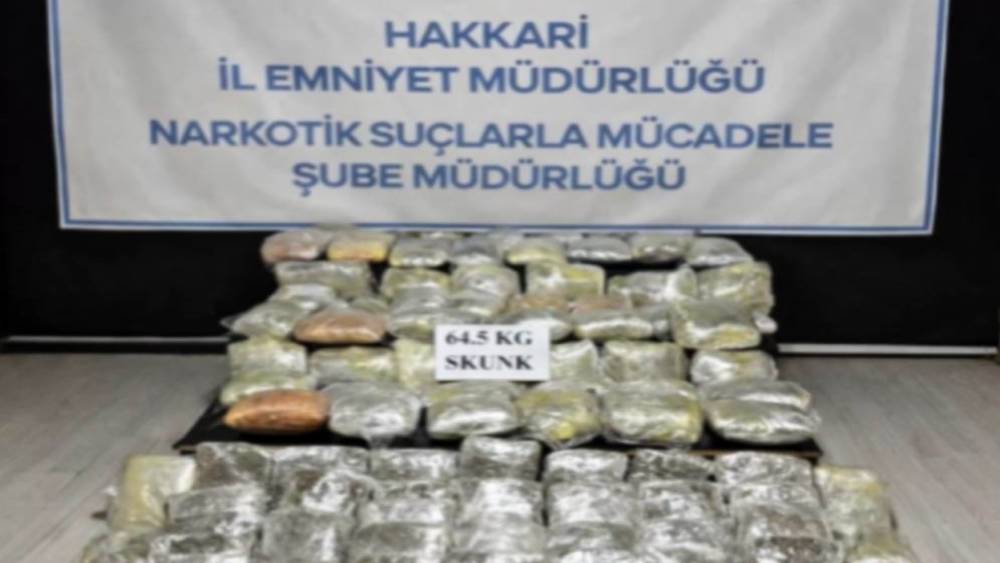 Hakkari&rsquo;de 64,5 kilogram skunk ele ge&ccedil;irildi
