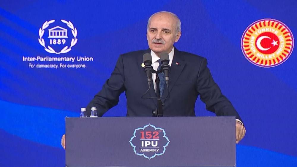 TBMM Başkanı Kurtulmuş: "D&uuml;nyanın yeni bir yola, yeni bir anlayışa ve yeni bir &ccedil;ıkışa ihtiyacı vardır"
