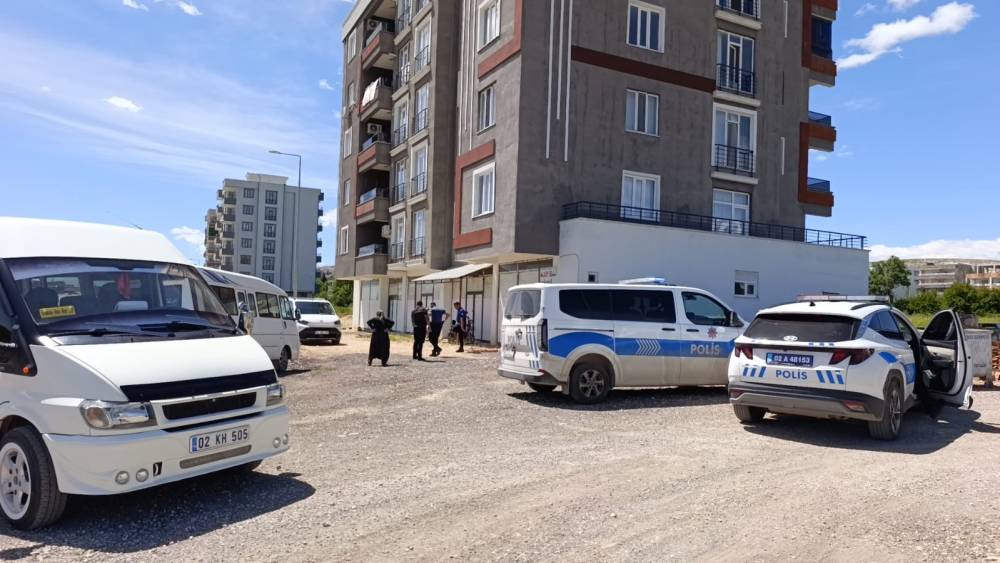 Adıyaman&rsquo;da &uuml;vey kız kardeşini ka&ccedil;ırma girişimi iddiası

