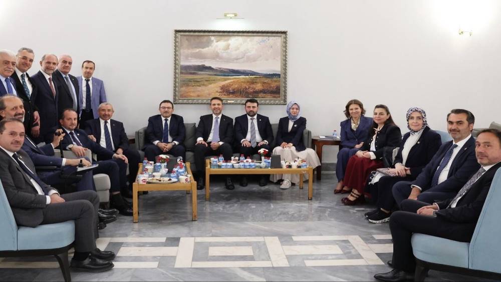 Erzurum&rsquo;da dev yatırımın &ouml;n&uuml;ndeki engel kalktı: Organize hayvancılık b&ouml;lgesi hayata ge&ccedil;iyor
