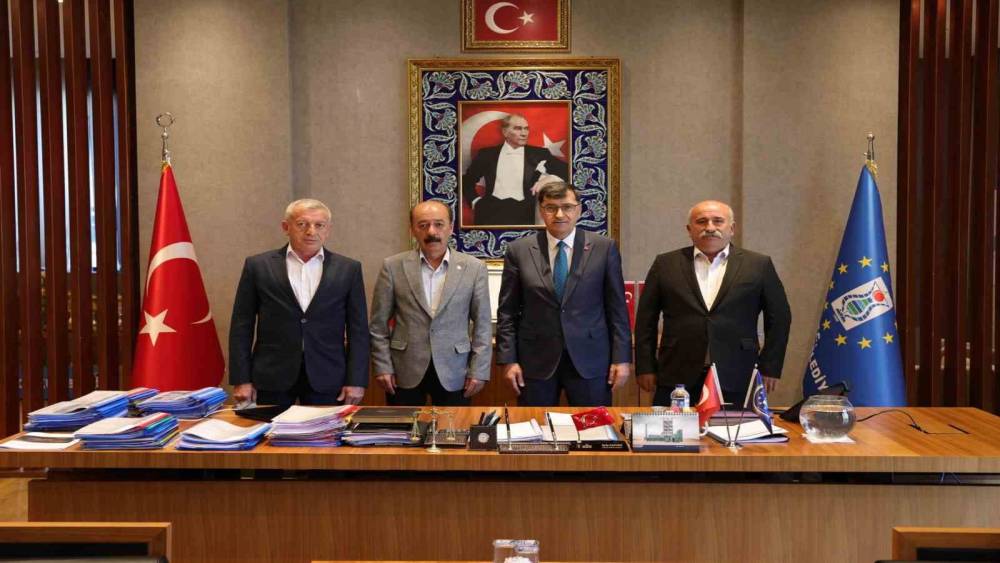 K&uuml;tahya&rsquo;da yerel y&ouml;netimlerden 30 Ağustos Zafer Bayramı i&ccedil;in iş birliği
