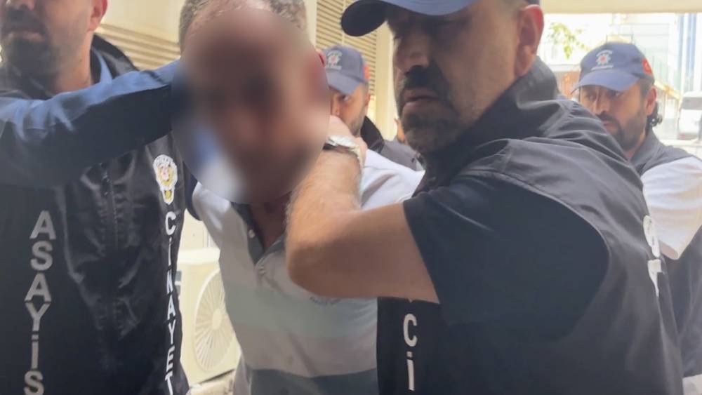 Milletvekilini bı&ccedil;aklayan zanlı: "&Ccedil;ok pişmanım, &ccedil;ok tahrik etti, yaşadığına seviniyorum"
