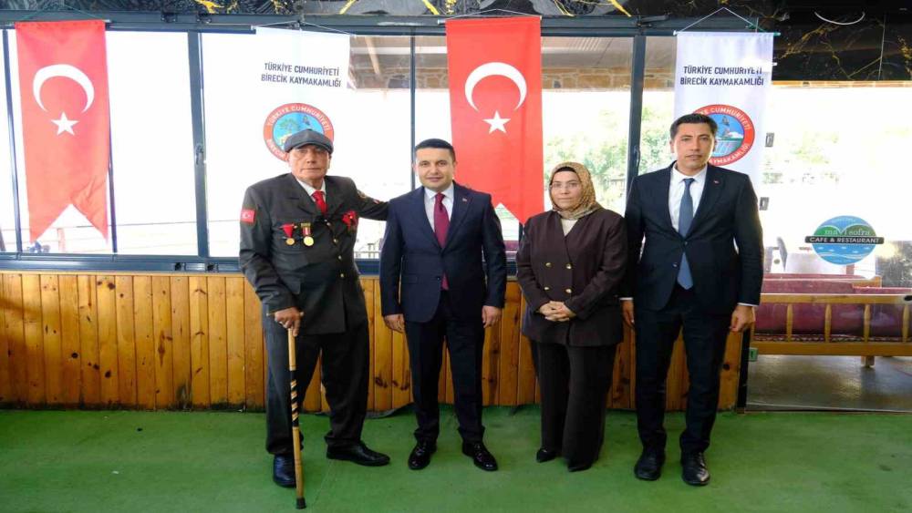 Birecik&rsquo;te Gaziler G&uuml;n&uuml; kutlandı
