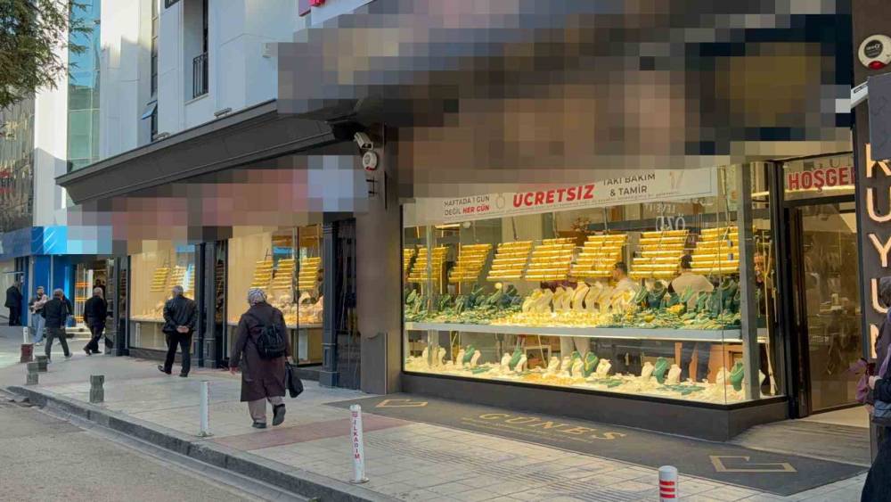 Samsun&rsquo;da 3 kuyumcuya operasyon: 5 g&ouml;zaltı
