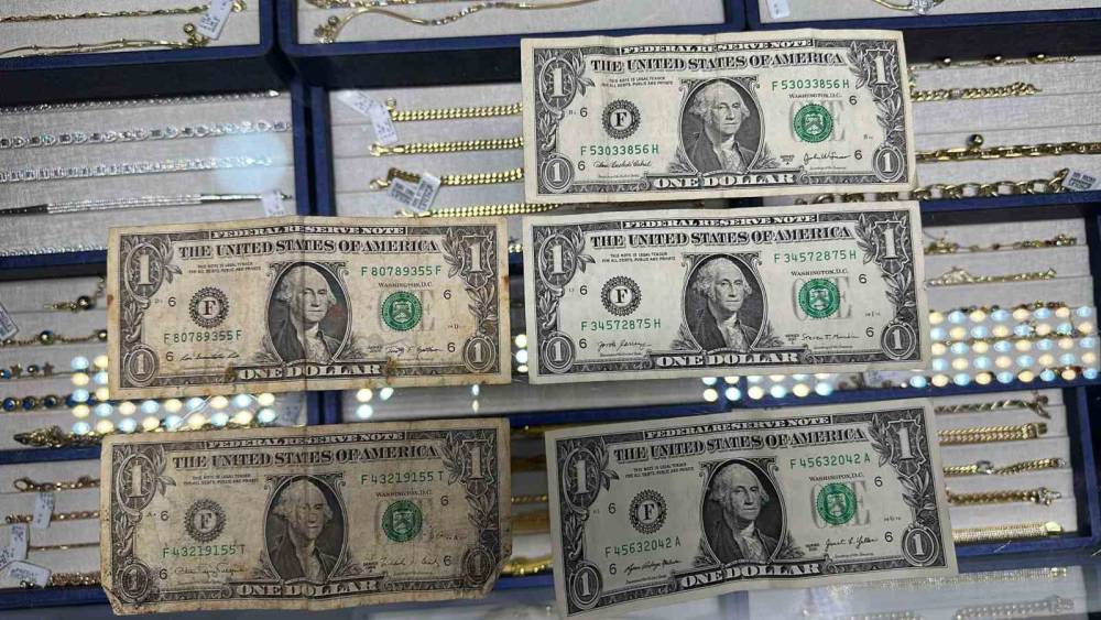 Kuriş soruşturmasında FET&Ouml; izi: F serisi 1 dolarlar yakalandı
