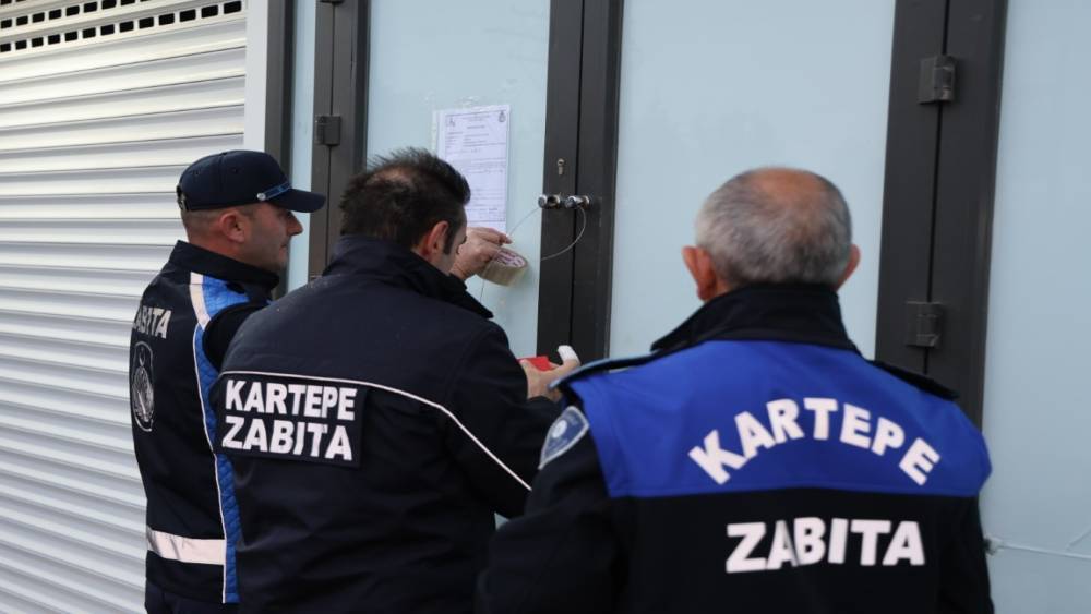 Fiyat ihlalleri ve tarihi ge&ccedil;miş &uuml;r&uuml;nler nedeniyle Hakmar m&uuml;h&uuml;rlendi
