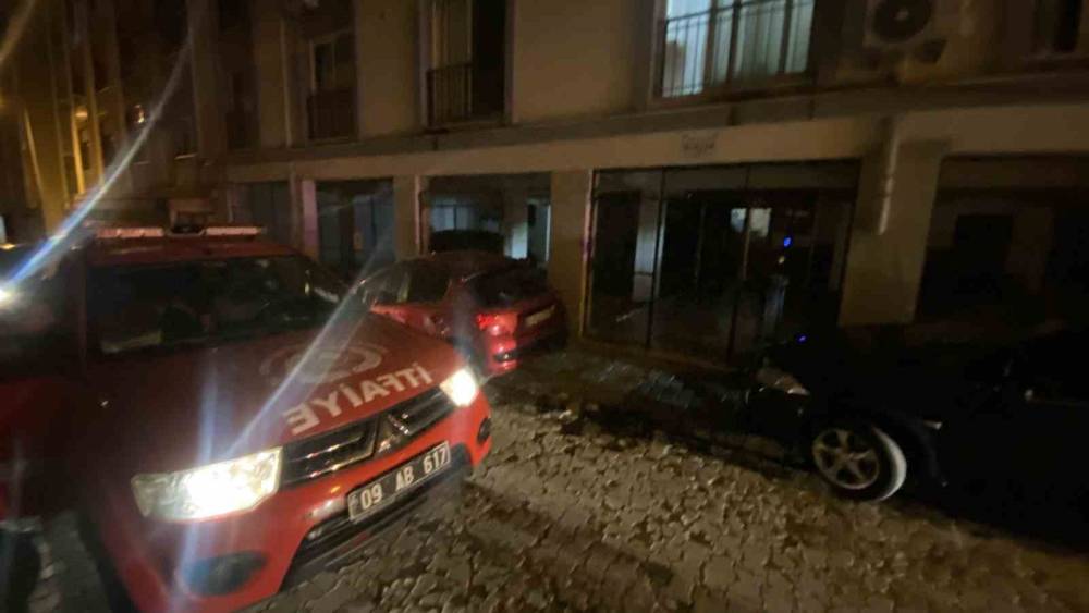 Yemek yapılırken &ccedil;ıkan yangın korkuttu
