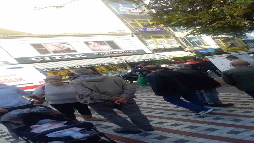 L&uuml;leburgaz&rsquo;da 2 kişinin silahla yaralandığı olayın ş&uuml;phelisi yakalandı
