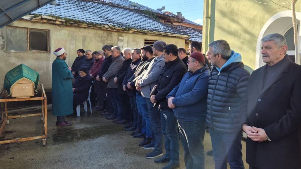 Soba faciasında &ouml;len yaşlı adam son yolculuğuna uğurlandı
