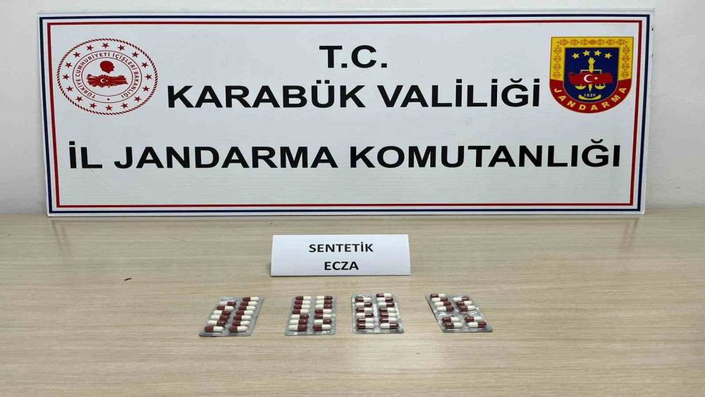 Karab&uuml;k&rsquo;te uyuşturucu operasyonu: 3 ş&uuml;pheli adliyeye sevk edildi
