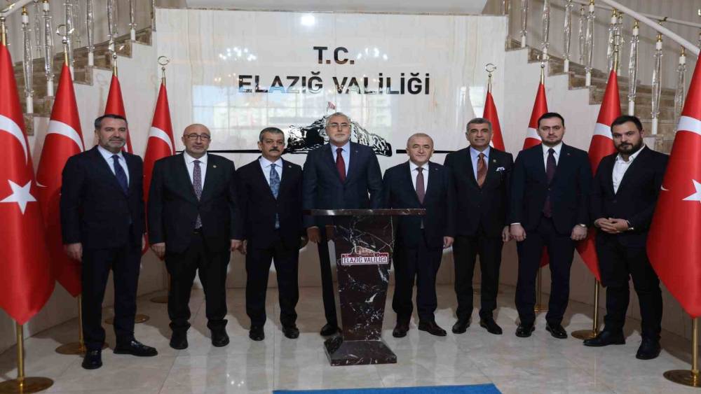 Bakan Vedat Işıkhan, Elazığ&rsquo;da
